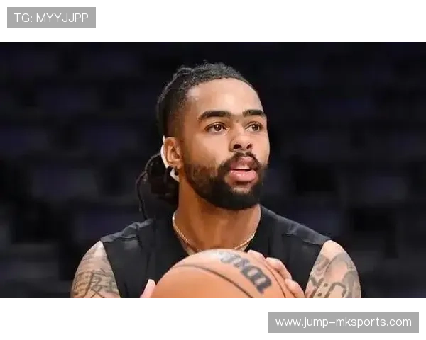 拉塞尔在洛杉矶赛场爆发，单场砍下高分引领球队取胜