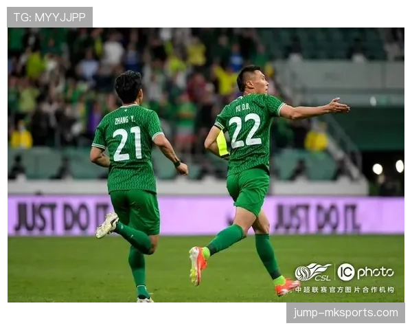 金玟哉展现领袖气质,韩国队长潜力备受瞩目