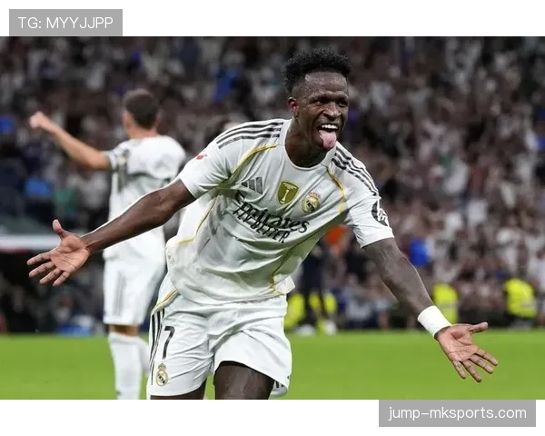 居莱尔 vs 维尼修斯:天赋差距在哪 居莱尔 vs 维尼修斯:天赋差距在哪