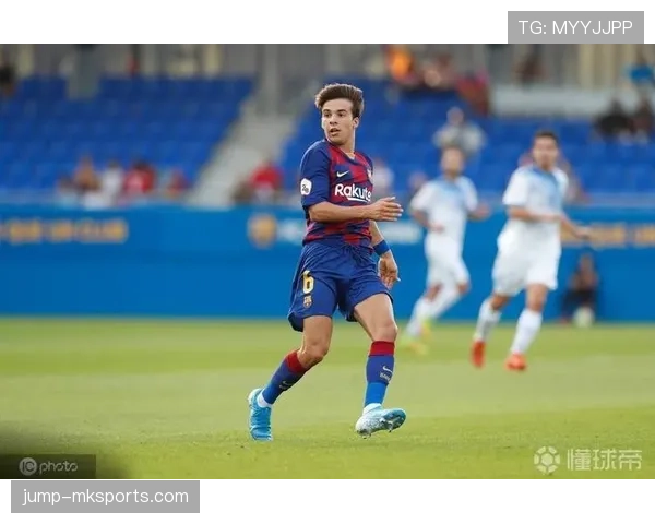 巴尔韦德与赖斯:全能中场数据表现及战术角色对比分析 巴尔韦德与赖斯:全能中场数据表现及战术角色对比分析